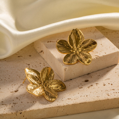 EMMA Flower Earrings
