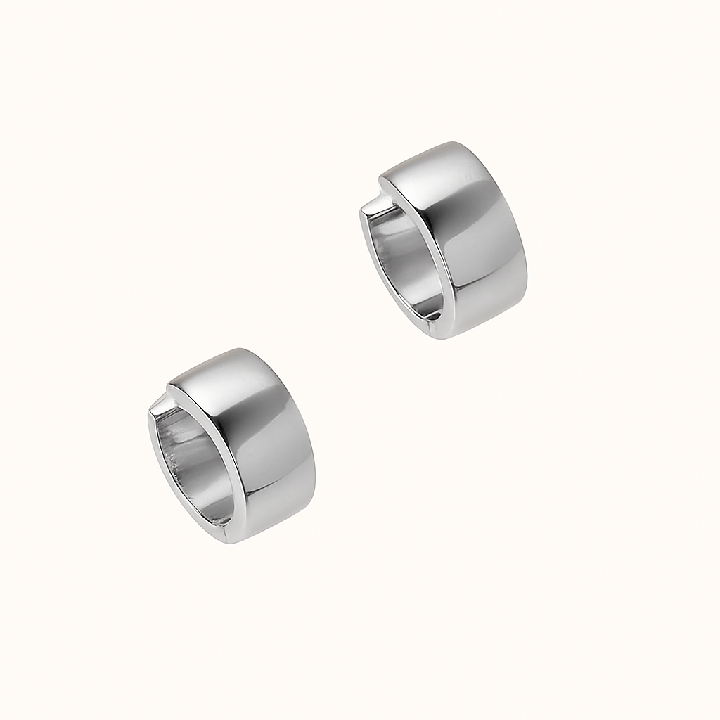 LIVIA Golden Mini Hoops