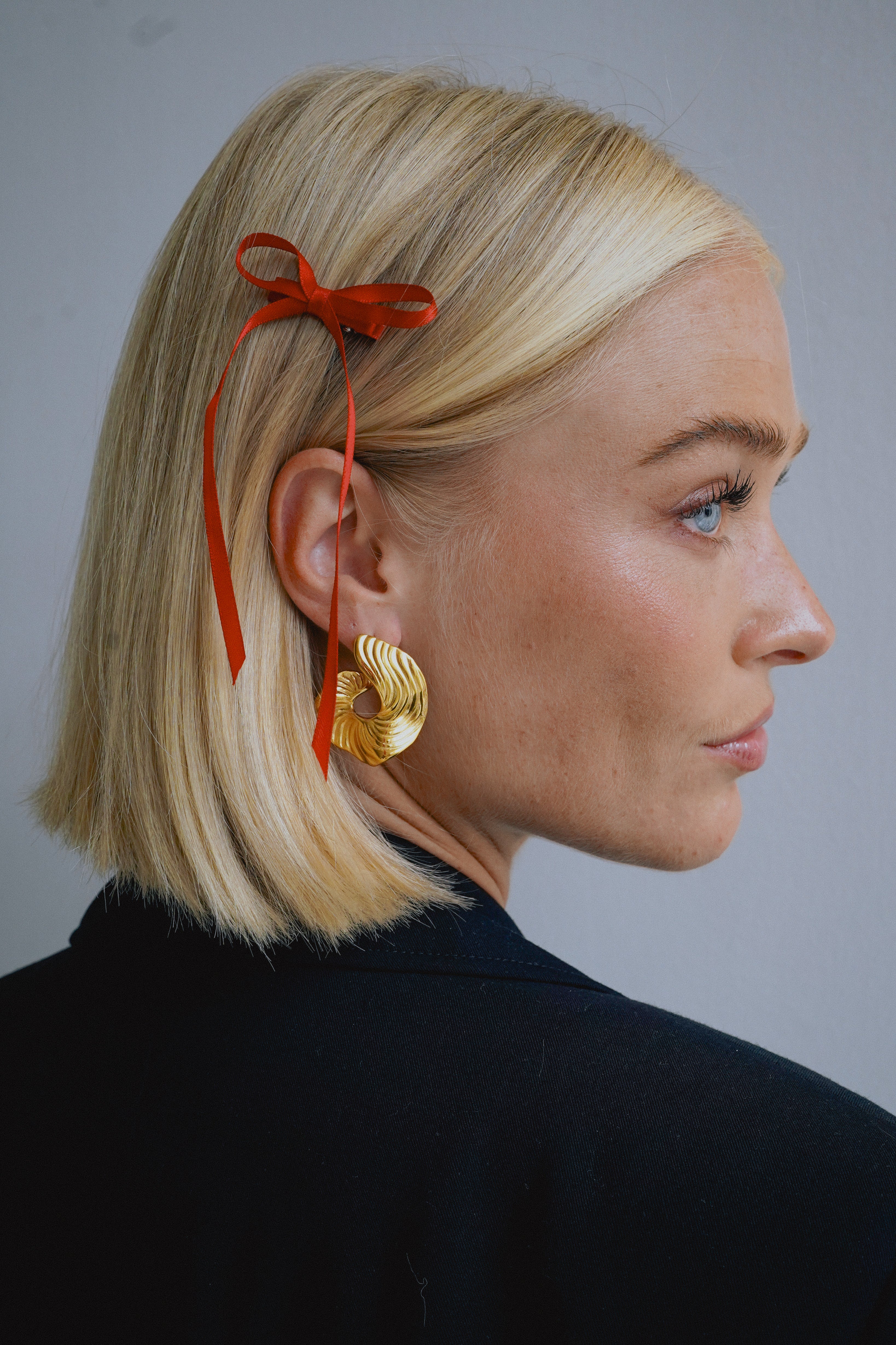 IRIS Gold Sculpture Earrings