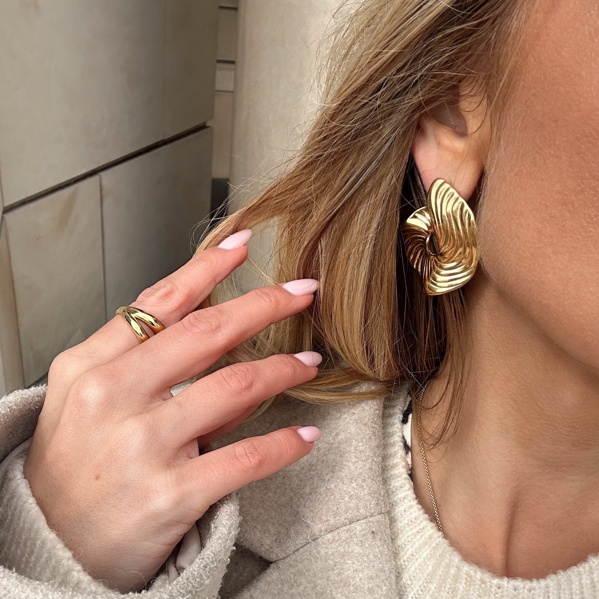 IRIS Gold Sculpture Earrings